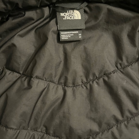 The North Face Women's Black Hooded Jacket - Picture 3 of 8